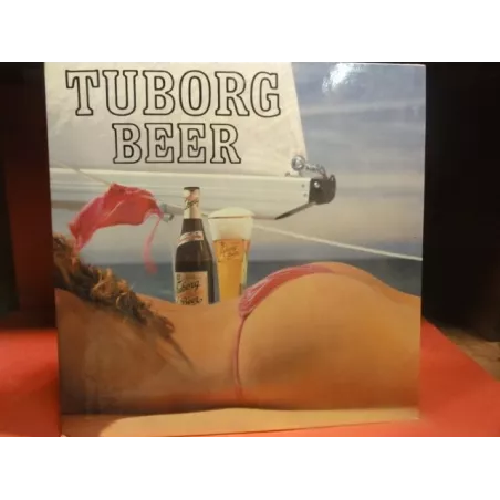 1 CARTON PRESENTOIR TUBORG BEER 32CM X32CM