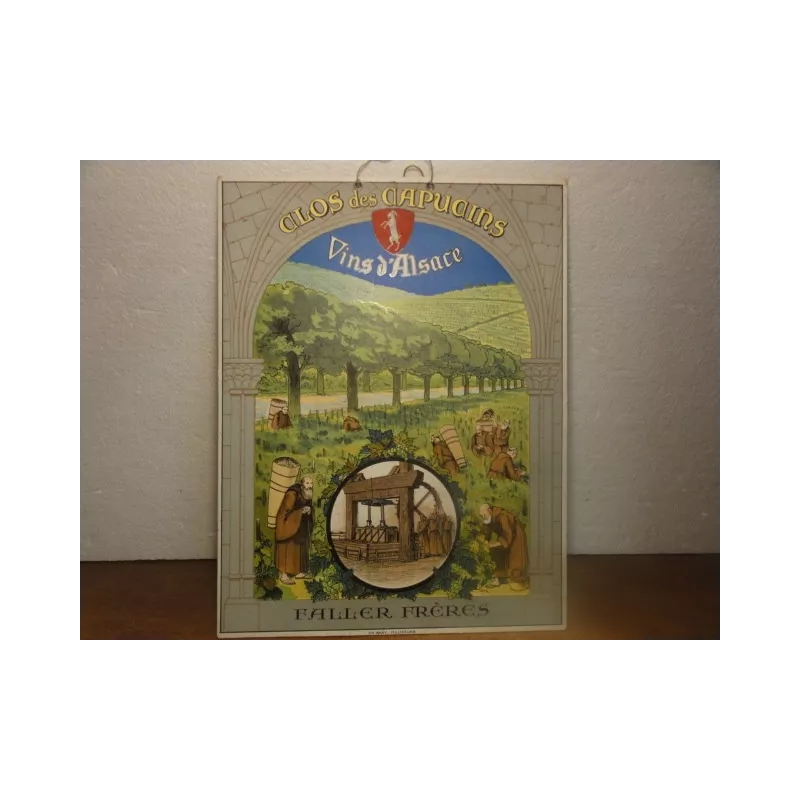 1 CARTON CLOS DES CAPUCINS  31CM X24CM