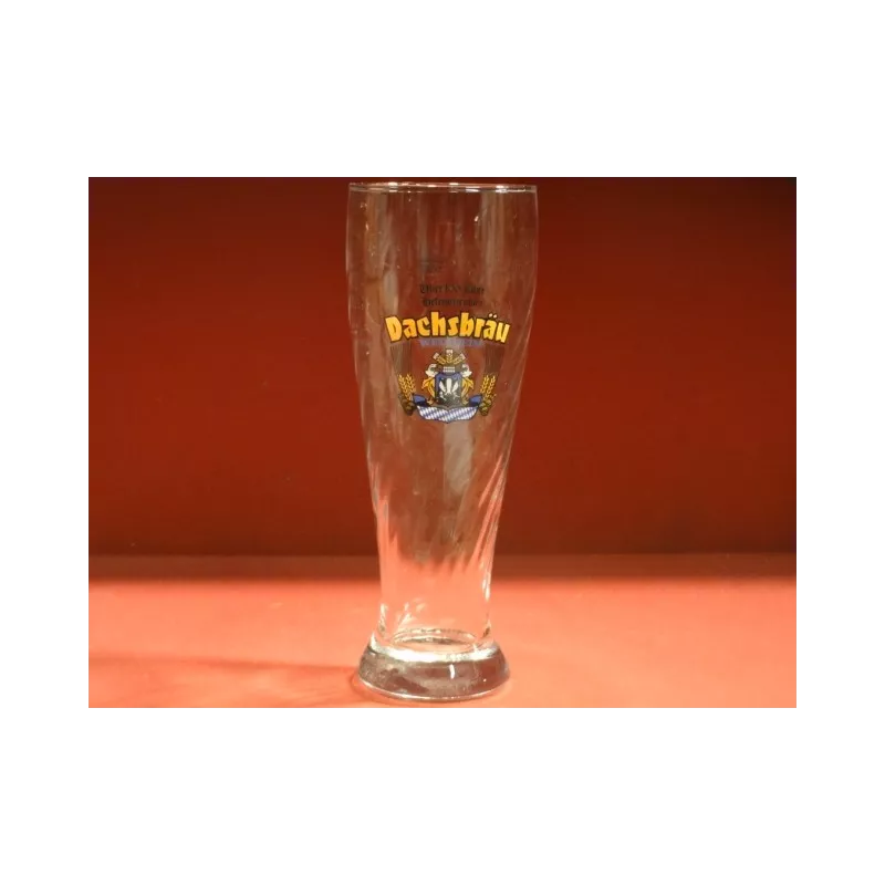 1 VERRE DACHSBRAU 50CL HT. 23CM