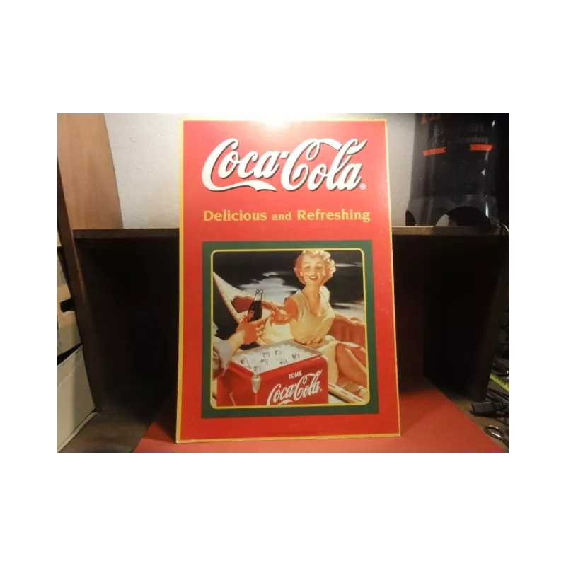 1 CARTON COCA-COLA  60CM X40CM