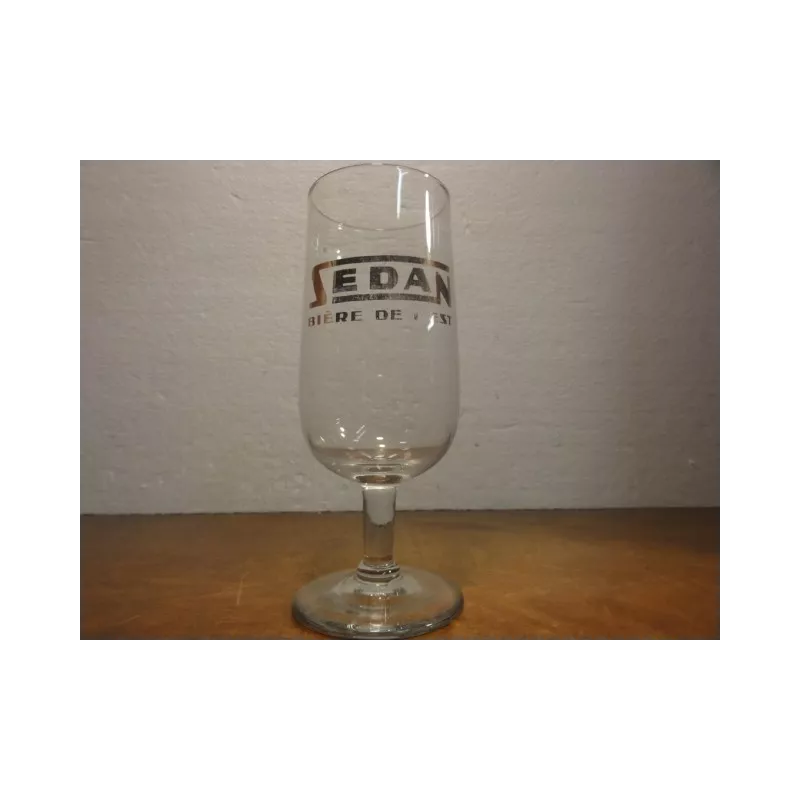 1 VERRE SEDAN 25CL HT. 16.10CM