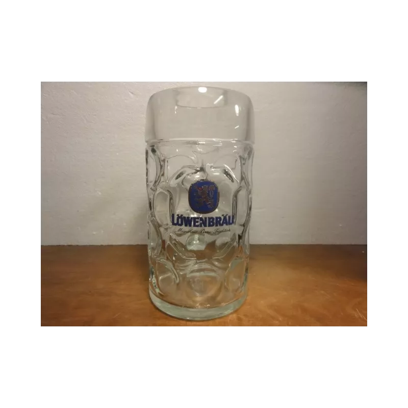 1 CHOPE LOWENBRAU 1 LITRE  HT. 20CM