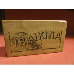 1 BOITE A CARTES VRAIKINA 