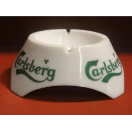 1 CENDRIER CARLSBERG EN OPALINE  DIAMETRE 13CM