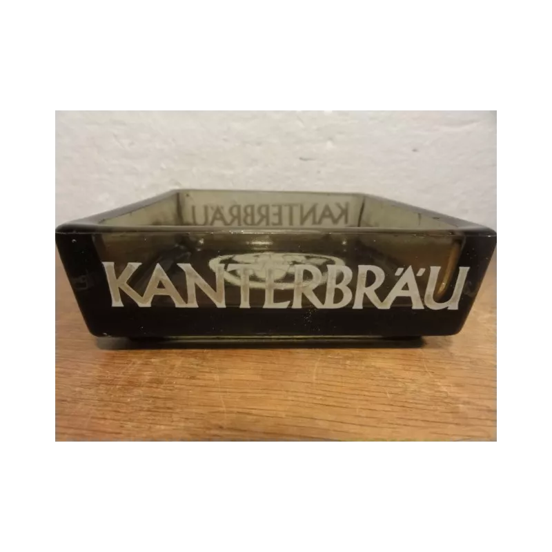 1 CENDRIER KANTERBRAU  EN OPALINE 9CM X9CM