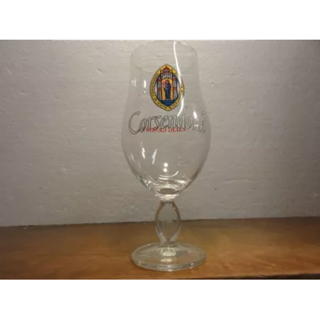 1 VERRE CORSENDONK 33CL HT. 18.90CM