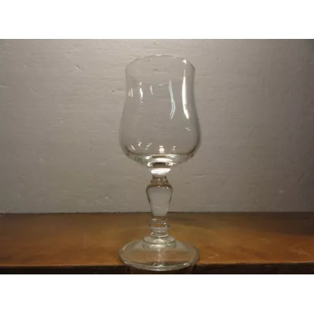 12 VERRES A VIN  23CL  HT. 16CM