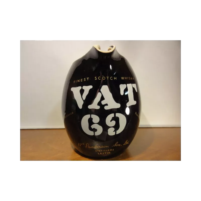 1 PICHET WHISKY VAT 69