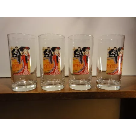 4 VERRES BYRRH 