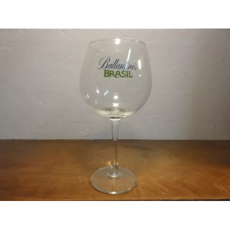 6 VERRES BALLANTINES BRASIL 44CL HT. 18.70CM