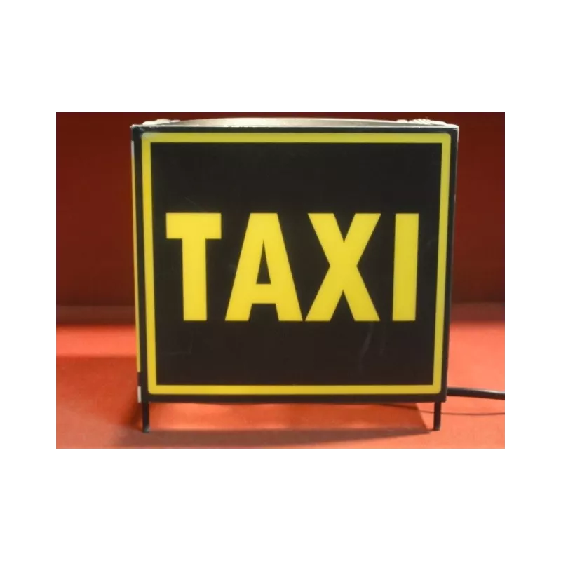 LAMPE TAXI  17CM X15CM X17CM