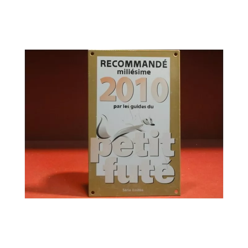 PLAQUE EMAILLEE  PETIT FUTE 2010