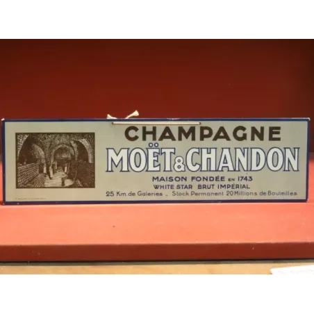 CARTON  CHAMPAGNE  MOET&CHANDON  38.50CMX10.50CM