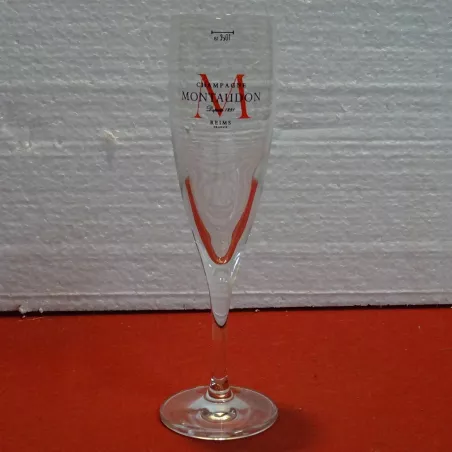 6 FLUTES  CHAMPAGNE  MONTAUDON 10CL HT. 18.50CM