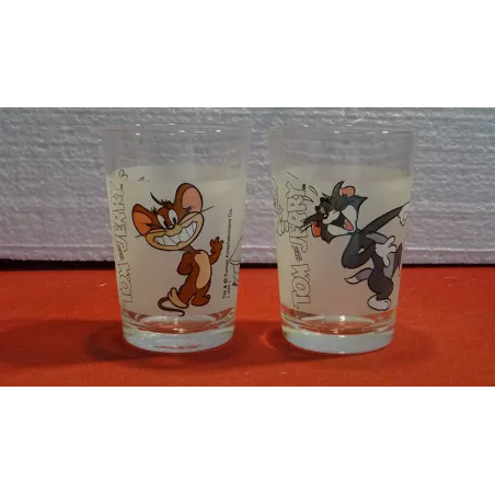 DEUX VERRES TOM AND JERRY HT 10CM