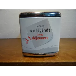 1 DISTRIBUTEUR DE SERVIETTE COCA-COLA