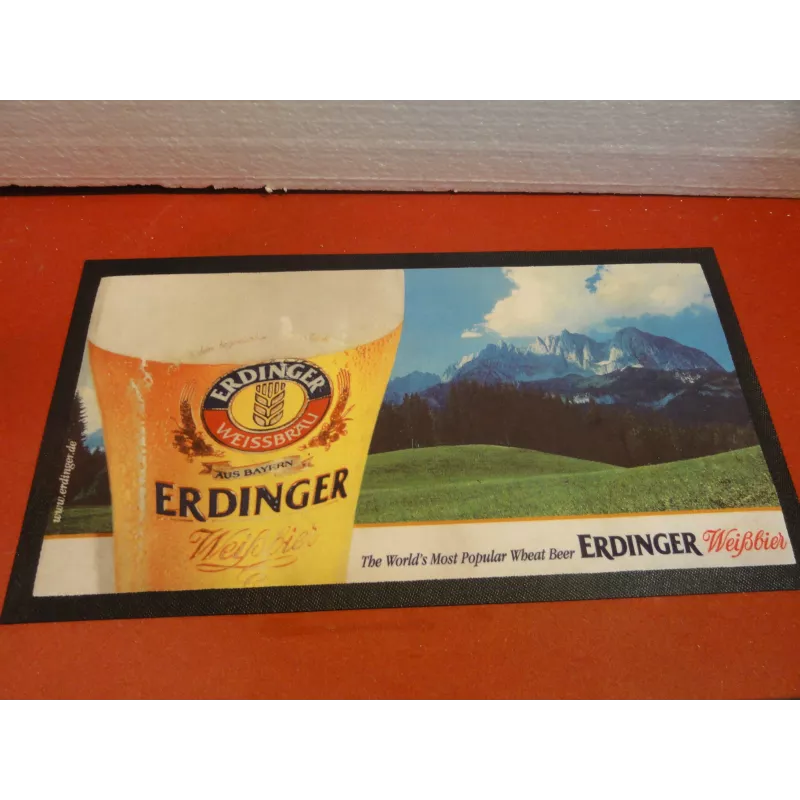 TAPIS DE BAR ERDINGER 41CM X22CM