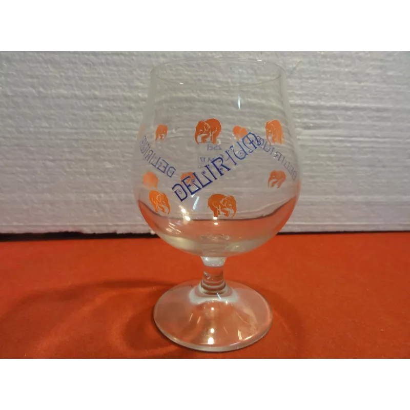 1 VERRE DELIRIUM 25CL  HT. 13.50CM