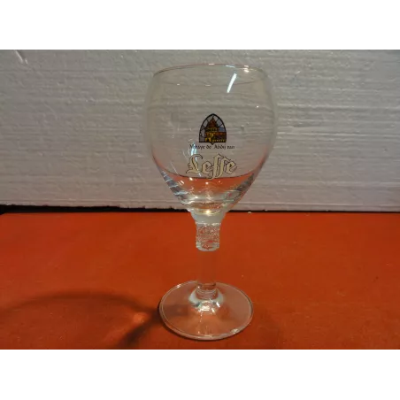 1 VERRE LEFFE 7.5CL HT. 13.50CM