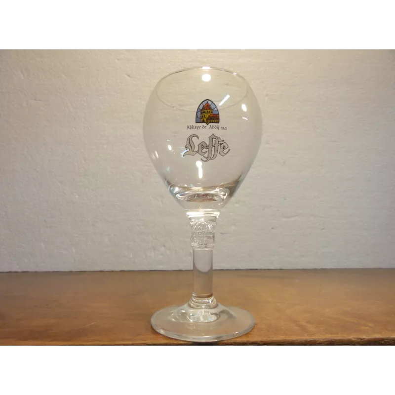 6 VERRES LEFFE 7.5CL HT.13.50CM