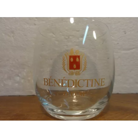 6 VERRES BENEDICTINE  D O M  HT.7.50CM