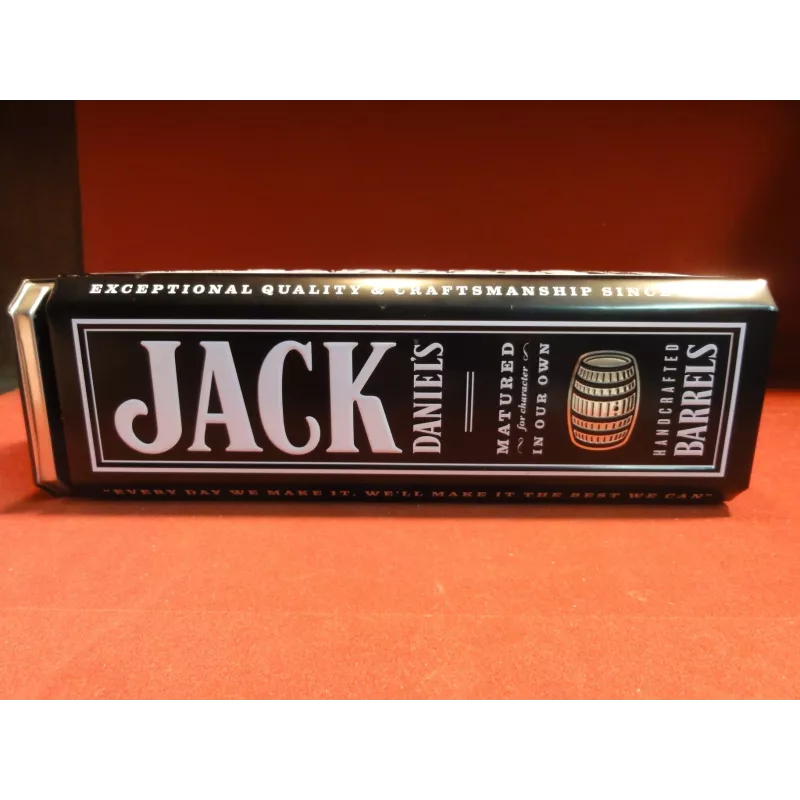 1 BOITE JACK DANIEL'S  HT.26CM