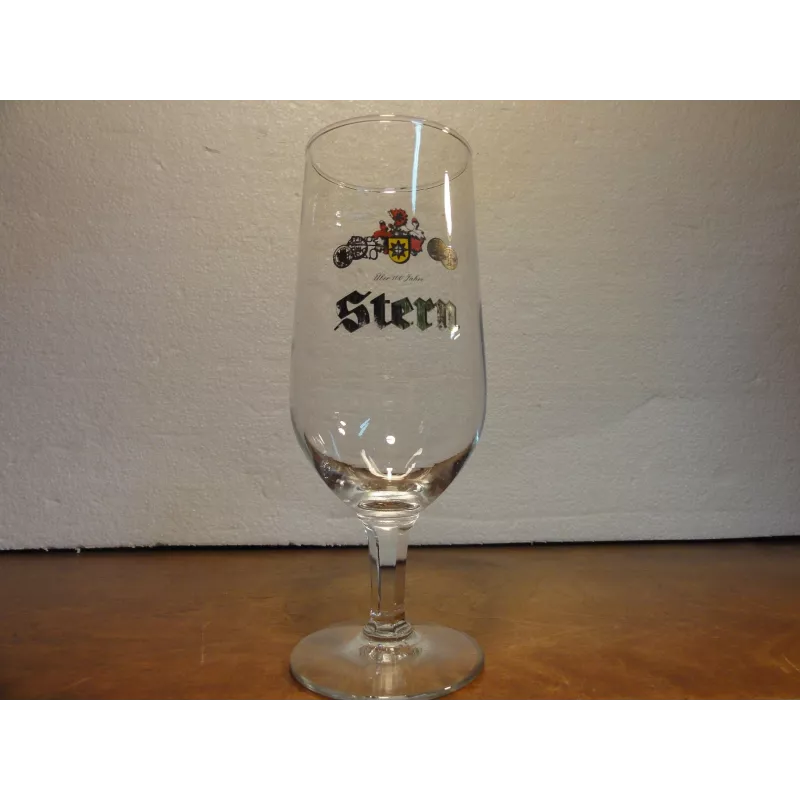 1 VERRE STERN 25CL  HT.17.50CM