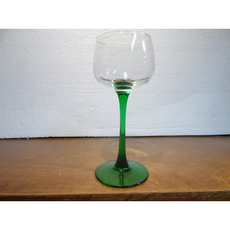 6 VERRES A VIN D'ALSACE  PIED VERT HT.16.40CM 15CL  