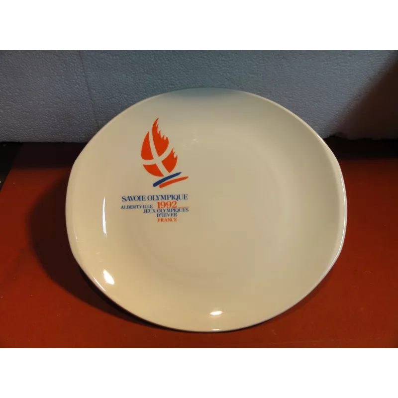 ASSIETTE  JEUX OLIMPIQUES ALBERVILLE 1992