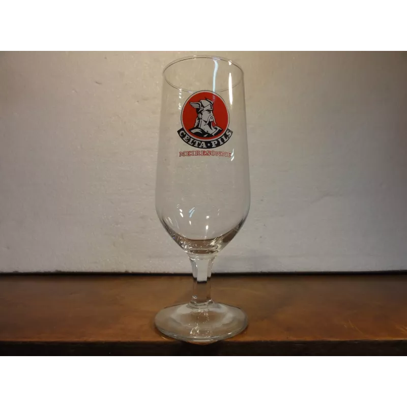 1 VERRE CELTA PILS MEIRESONNE 25CL HT.17.50CM