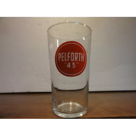 1 VERRE PELFORTH 43   30/33CL HT.13.60CM