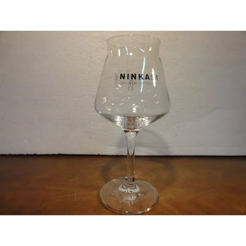 6 VERRES NINKASI 25CL HT.18.50CM