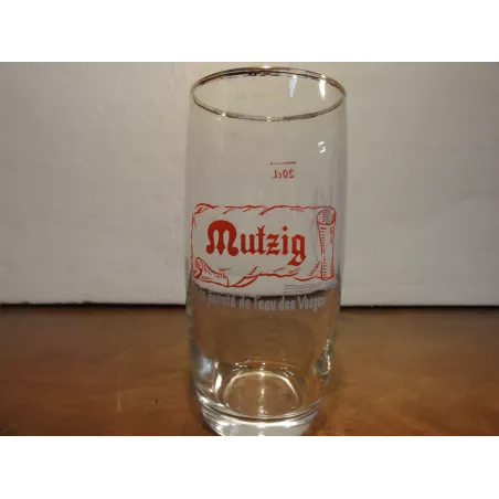 1 VERRE MUTZIG 20CL HT. 12CM