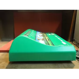 UN CAISSON  PMU 59CM X38CM