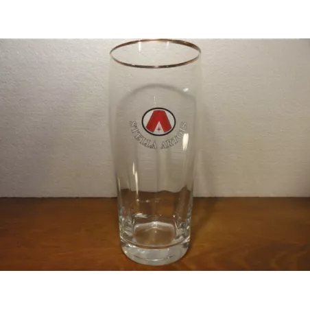 1 VERRE STELLA ARTOIS  1 LITRE