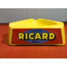 GRAND CENDRIER RICARD EN OPALINE
