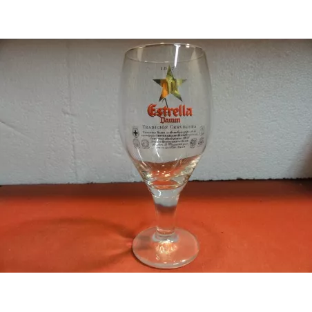 1 VERRE ESTRELLA   DAMM  30CL  HT 18CM