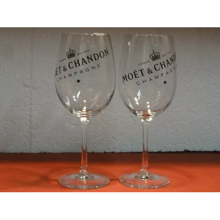 DEUX VERRES CHAMPAGNE MOET&CHANDON 45CL