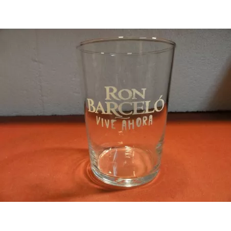 1 VERRE  RHUM  RON  BARCELO HT. 12.20CM