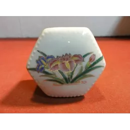 BOITE A BIJOUX EN CERAMIQUE  6CM X5.50CM