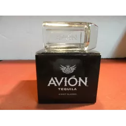 QUATRE SHOOTERS TEQUILA AVION  4/5CL HT. 7CM