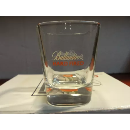 6 SHOOTERS BALLANTINE'S HARD FIRE 6CL HT.6CM