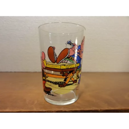 1 VERRE A MOUTARDE OBELIX 1968