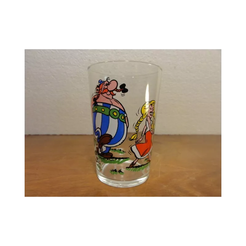 1 VERRE A MOUTARDE  OBELIX  1968