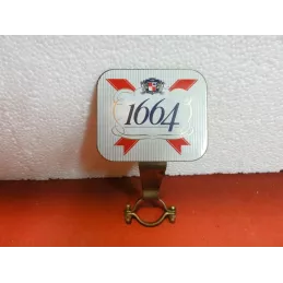 1 CAVALIER DE  POMPE A BIERE KRONENBOURG 1664