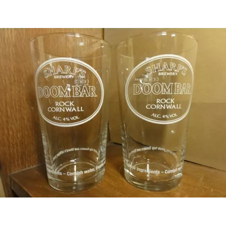 DEUX VERRES SHARP'S DOOMBAR 50CL  HT 15.20CM