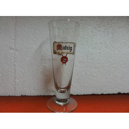 1 VERRE MUTZIG 25CL  (yeux noirs)