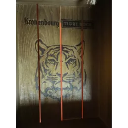 PRESENTOIR  TIGRE BOCK EN BOIS  32CM X23CM X15CM