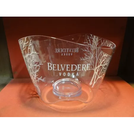 VASQUE  VODKA BELVEDERE  HT 24CM