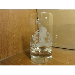 1 VERRE RHUM LA BELLE SANDRINE  HT 10CM